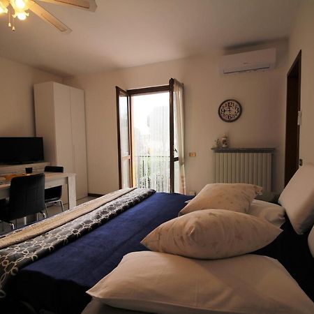 Casa Vacanze Doralice Barzana Eksteriør billede